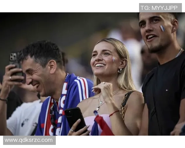 欧洲杯赛事球迷文化的传播效应及其对现代足球文化的影响分析