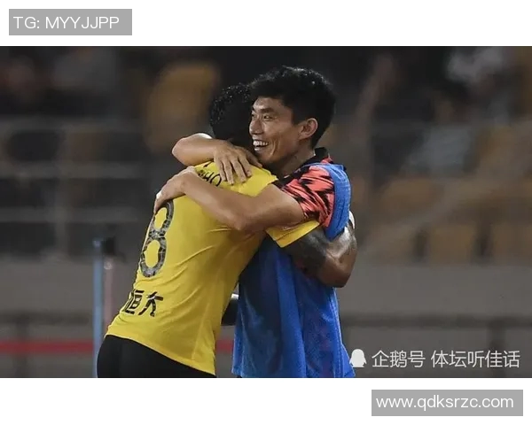 主力中卫转会传闻引发广泛猜测 多家豪门争夺战激烈展开 主力中卫转会传闻引发广泛猜测 多家豪门争夺战激烈展开