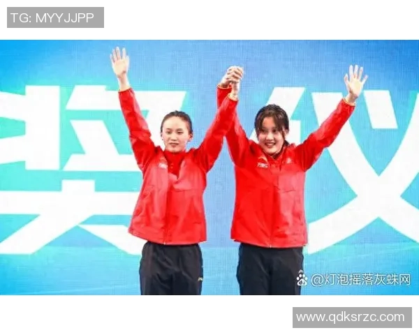 世界游泳锦标赛开幕,中国跳水梦之队首日三金