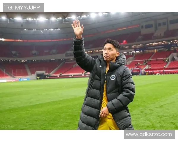 多特蒙德球星亲承曾考虑离开球队透露内心矛盾与困惑